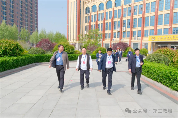 全国卫生专业技术资格考试在郑州工业应用技术学院圆满结束