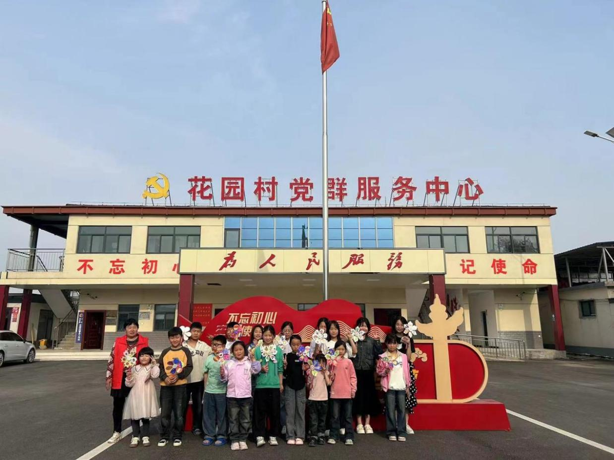 郑州航空港区八千办事处开展"春风四月暖 阅读正当时"