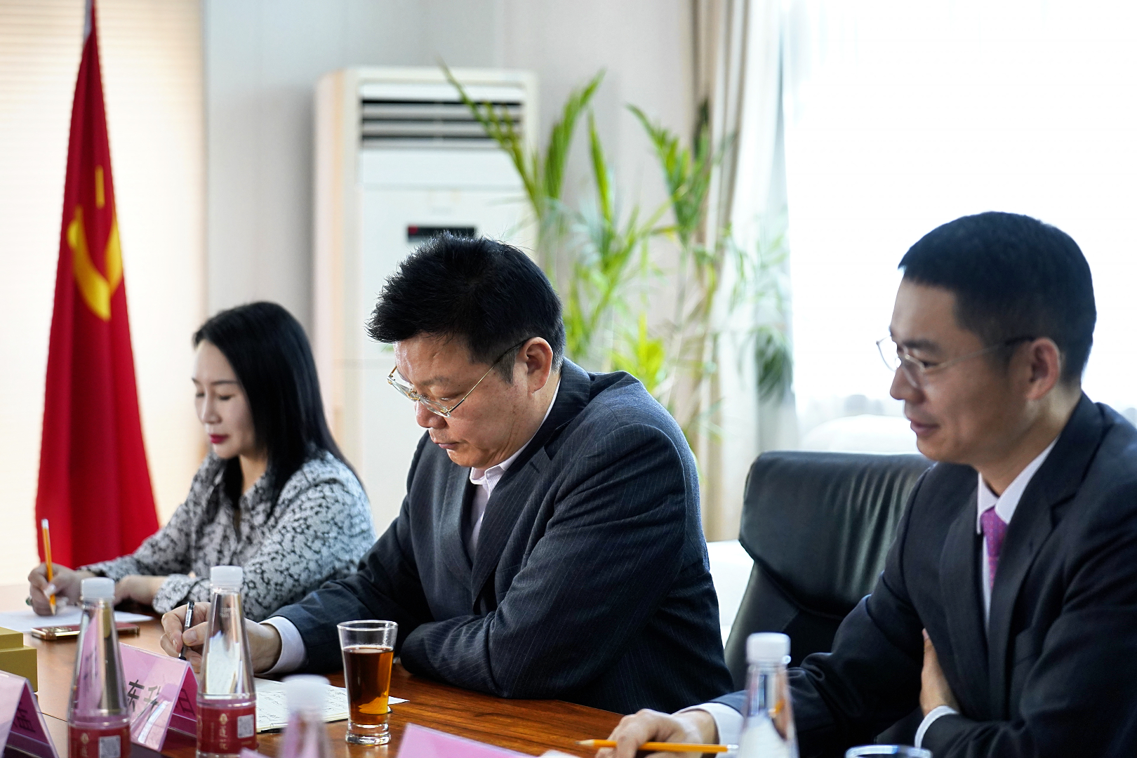 《书香河南74名家领读》之"文脉兴家"项目在郑启动