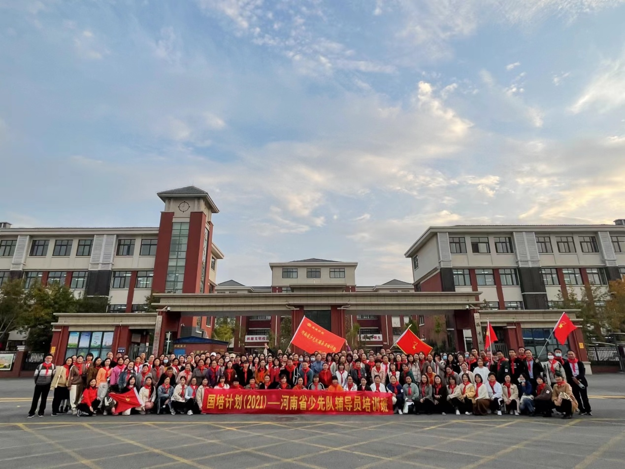 【红领巾巡讲团风采】贾兰兰:任重而道远,漫漫亦灿灿