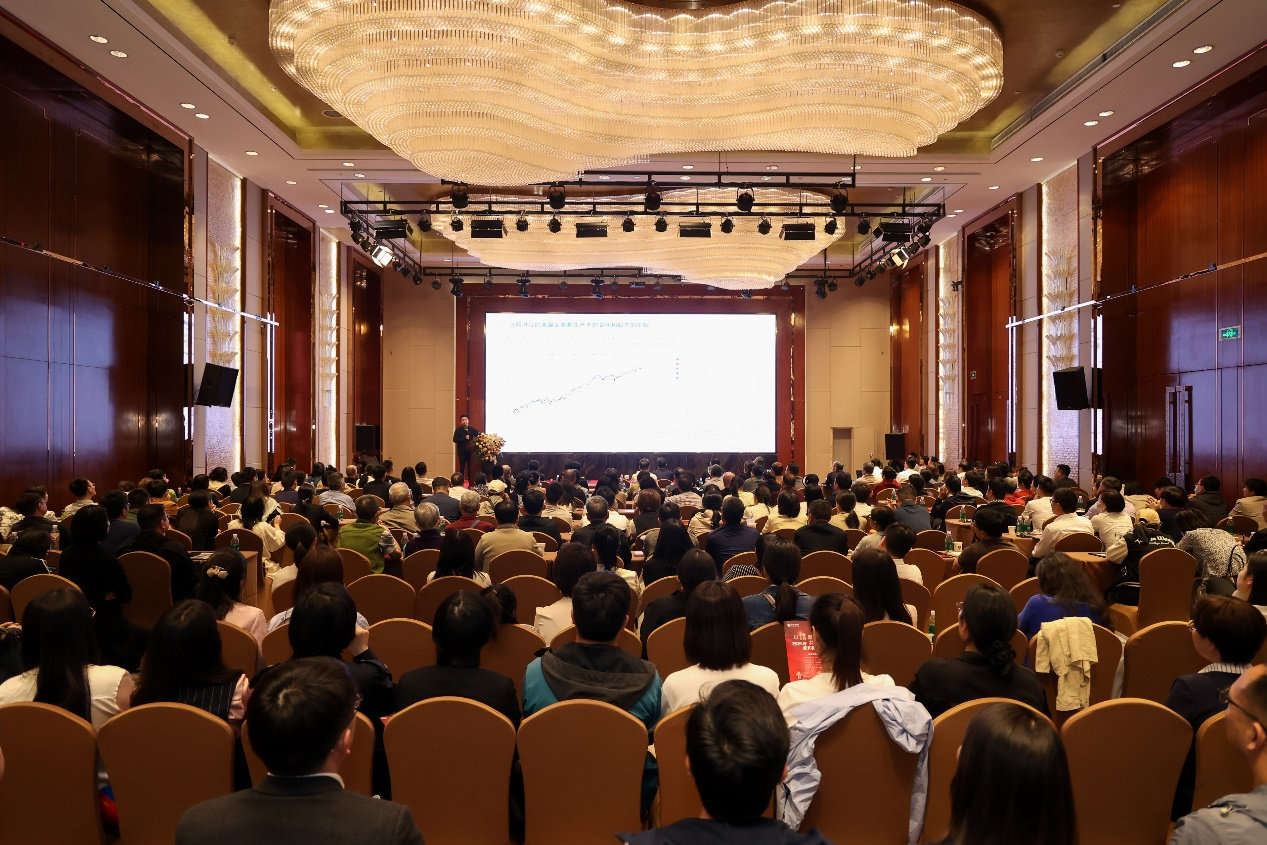 中信银行郑州分行举办2024年春季信见投资策略会
