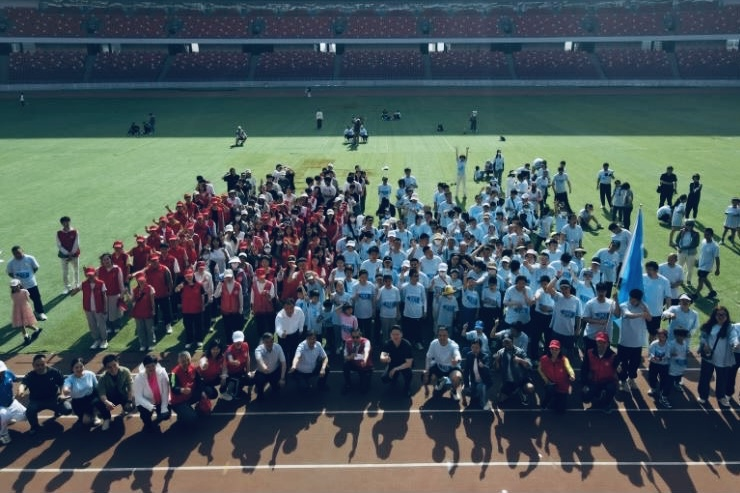 第三届"乐跑青年节"跑进郑州奥体中心主体育场