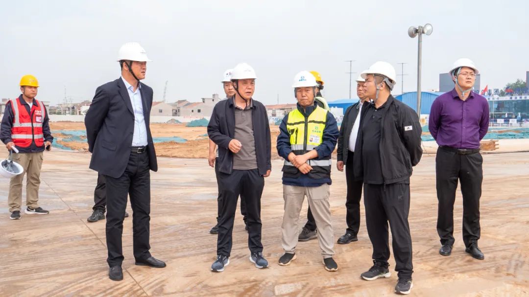 会议结束后,陈明亮及该集团党委副书记,总经理李庆军立即组织相关工作