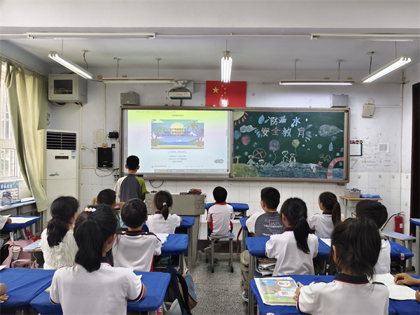 管城区五里堡小学开展暑假防溺水安全宣传教育