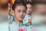 汕头民俗活动女孩神似敦煌壁画美人