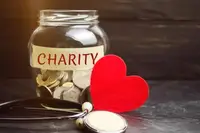 4.5万善款4.4万被中间人“抽走”