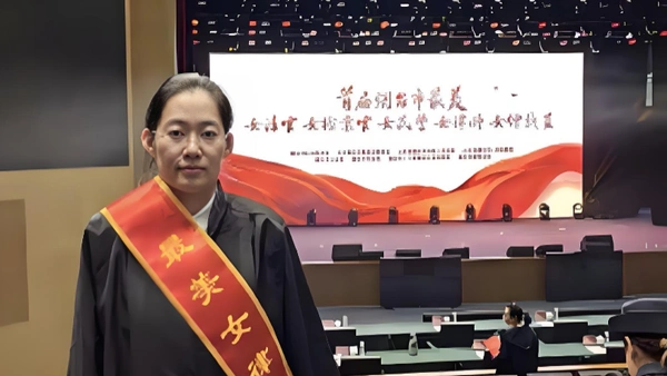 山东烟台“最美女律师”迟宗琳车祸去世 年仅42岁