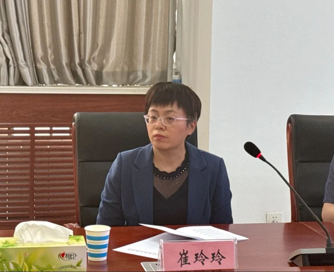 学校积极邀请郑州大学崔玲玲等博士团专家,对濮阳医专申报的5项联合