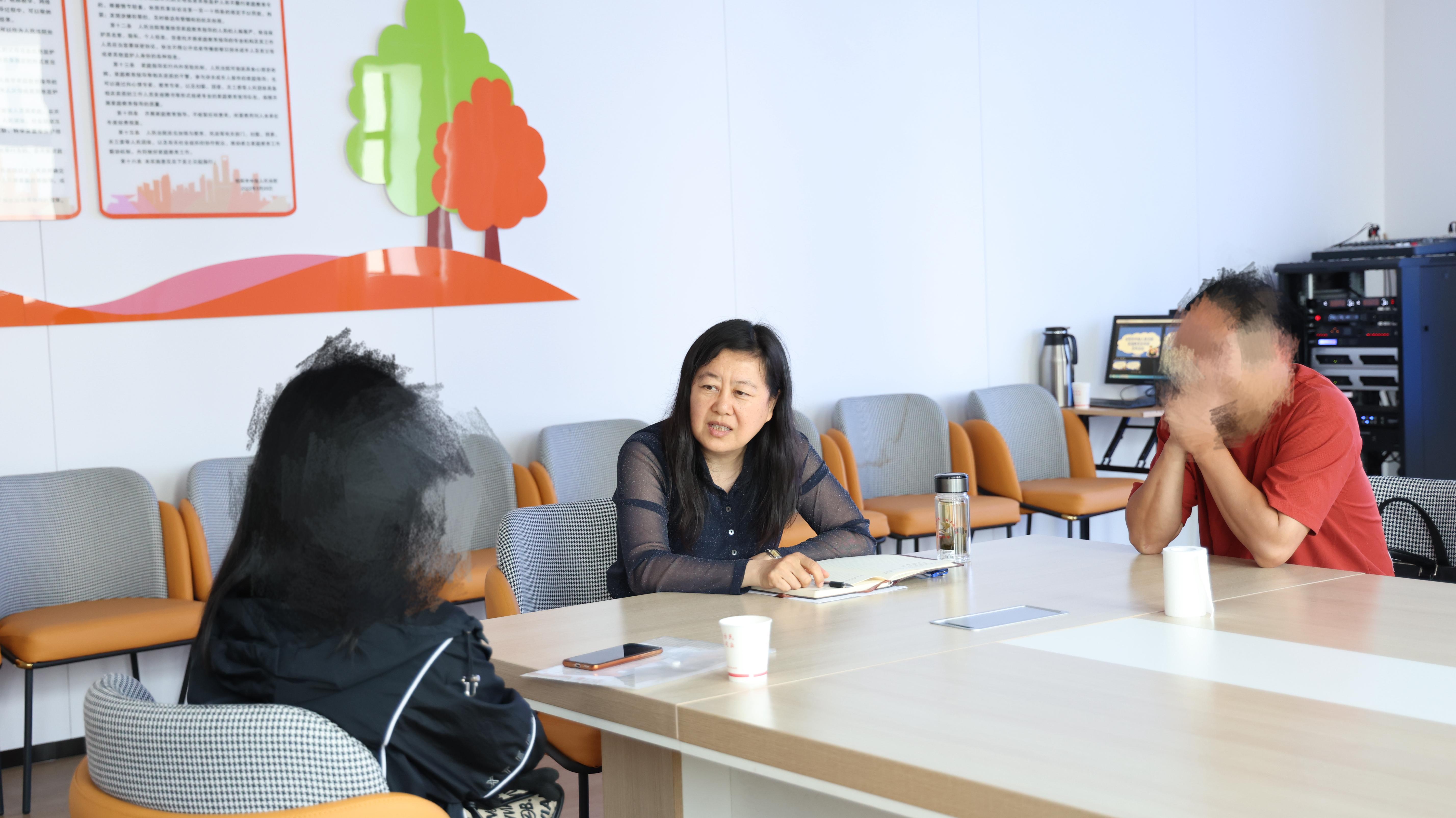 法治护航青少年成长 信阳中院开展家庭教育宣传周系列活动