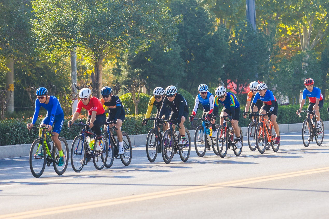 淇县：体育盛事点燃夏日激情 “骑”聚朝歌再续“封神”传奇