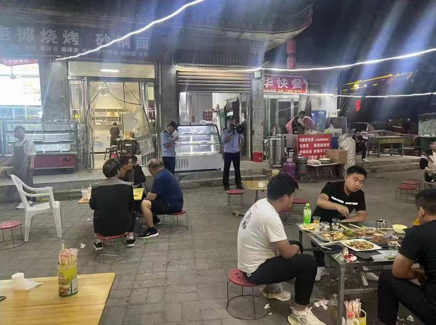 浚县公安局卫溪派出所：全力护航“夜经济”守护人间“烟火气”