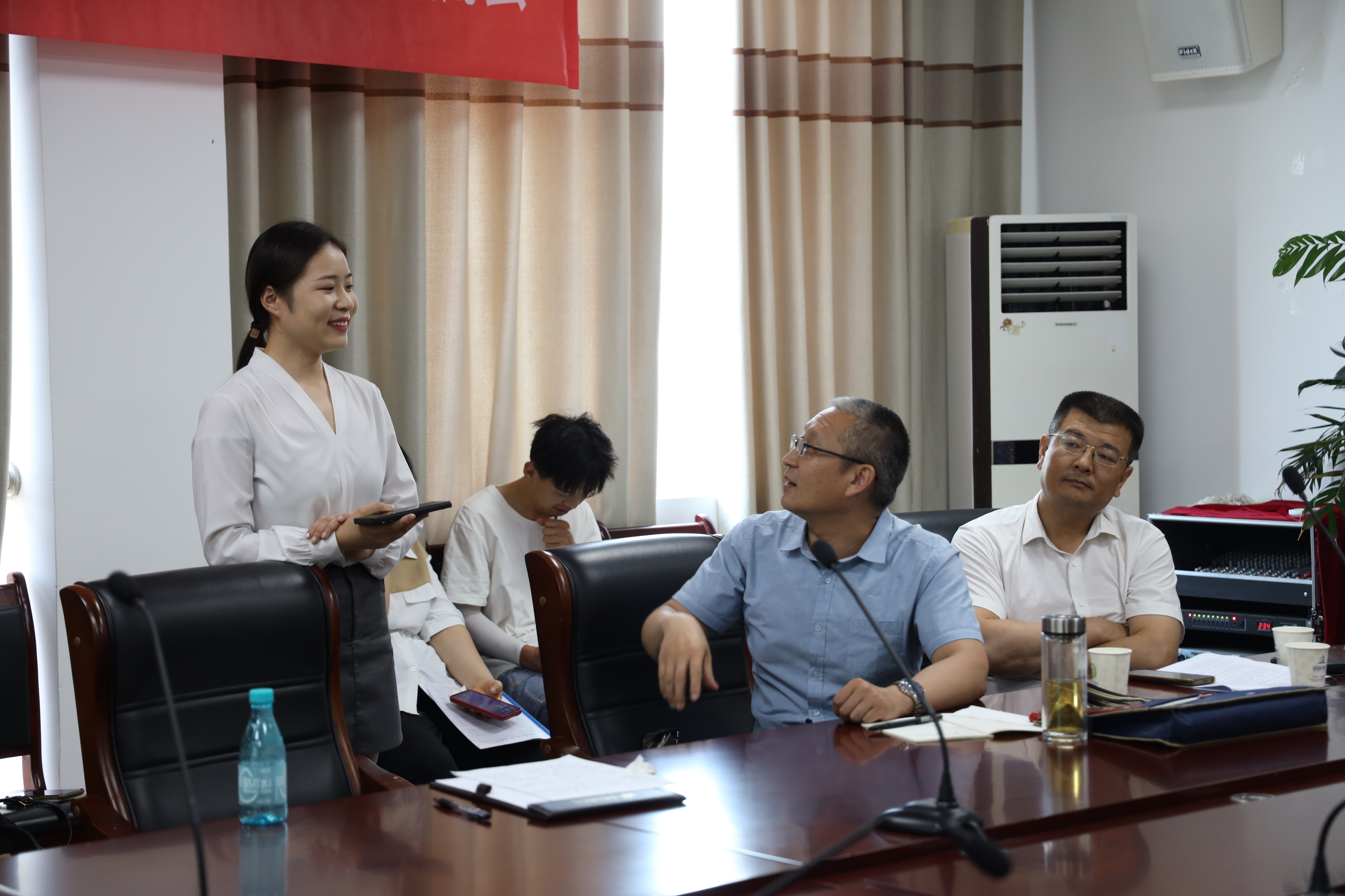 鹤壁市第十届创新创业大赛浚县分赛区赛前辅导举办