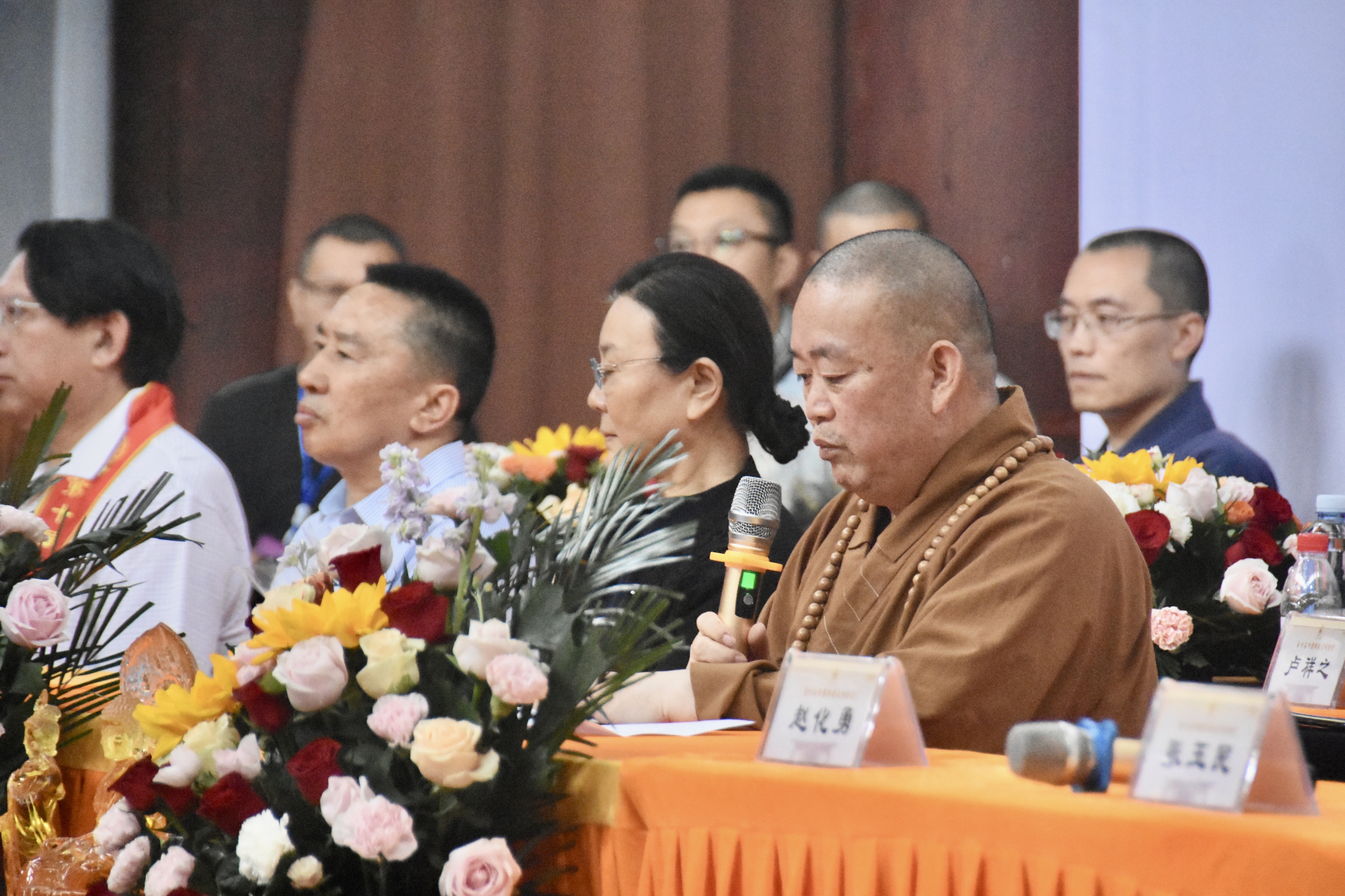 大象访谈|释永信:期待各门派进行大比武 让医者患者都受益