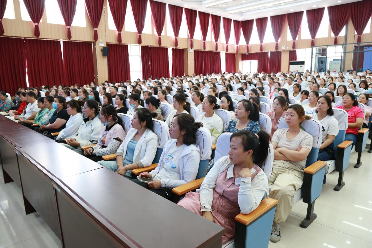 南乐县检察院:检察开放日系列活动走进南乐县求实中学