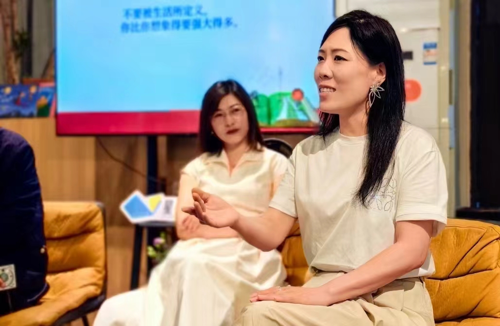 辞职看世界老师9年后做回老师|面孔