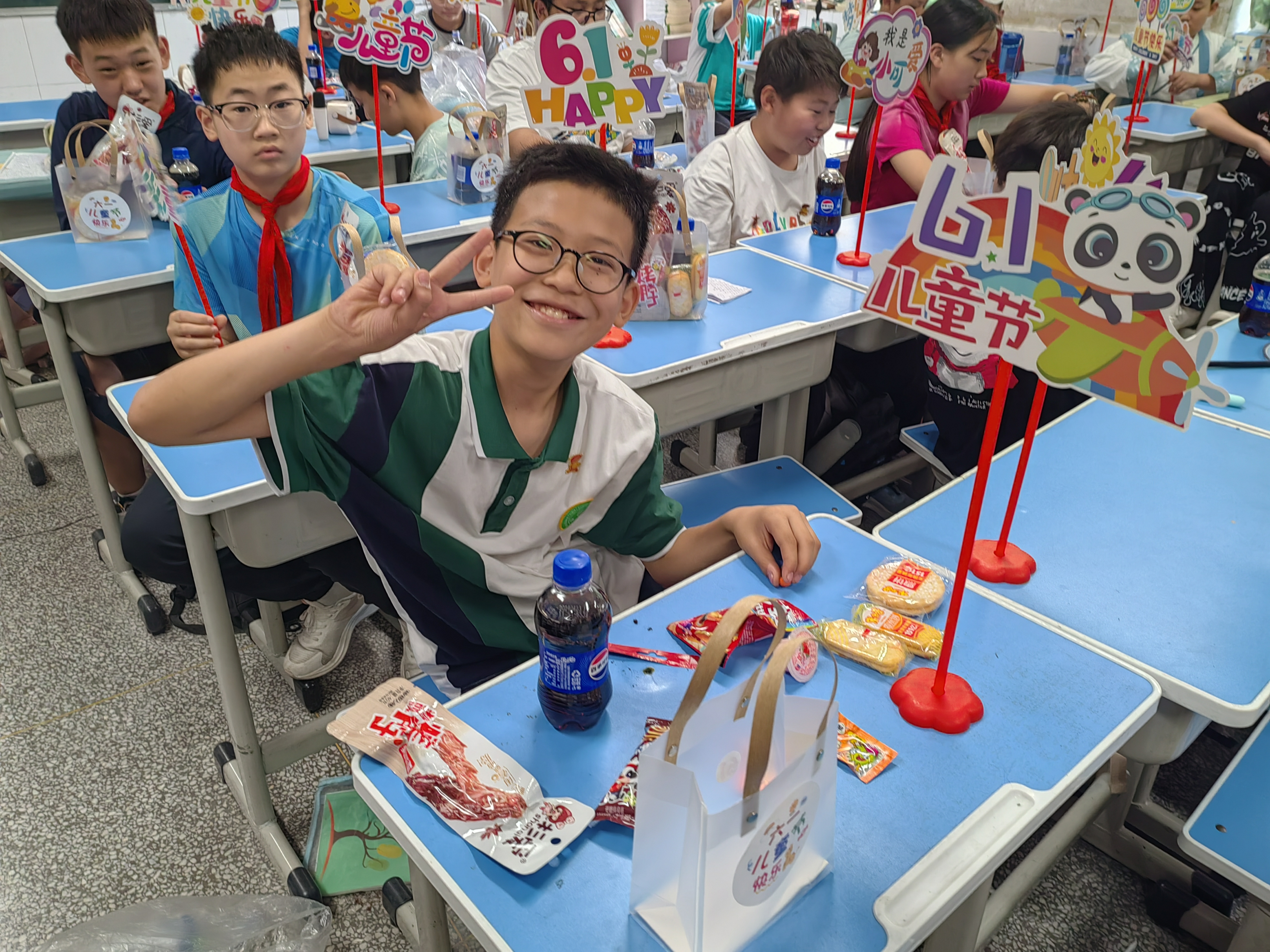 五育润心 "艺"启美好---艺术节暨庆"六一"主题活动