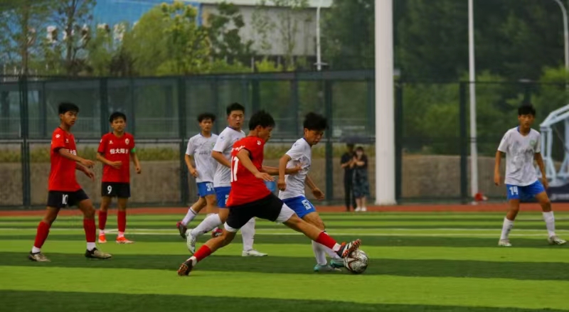 济源一中初中部男足荣获示范区 "市长杯"校园足球比赛冠军