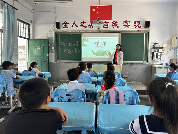 郑州高新区南流小学开展端午节主题活动