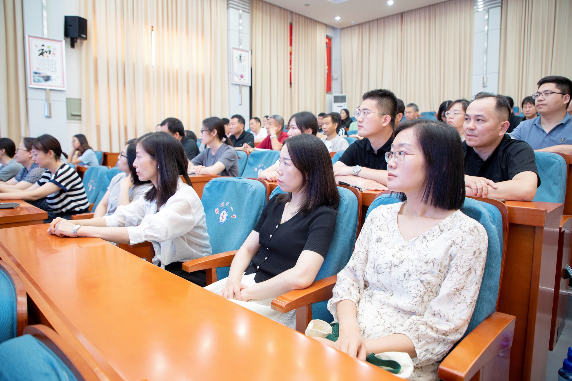 郑州市第十一中学教育集团骨干教师培训班开班