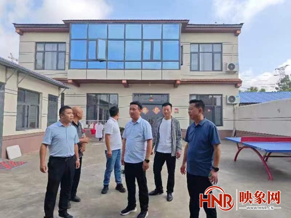 商丘市李庄镇人大主席团调研乡村振兴衔接工作