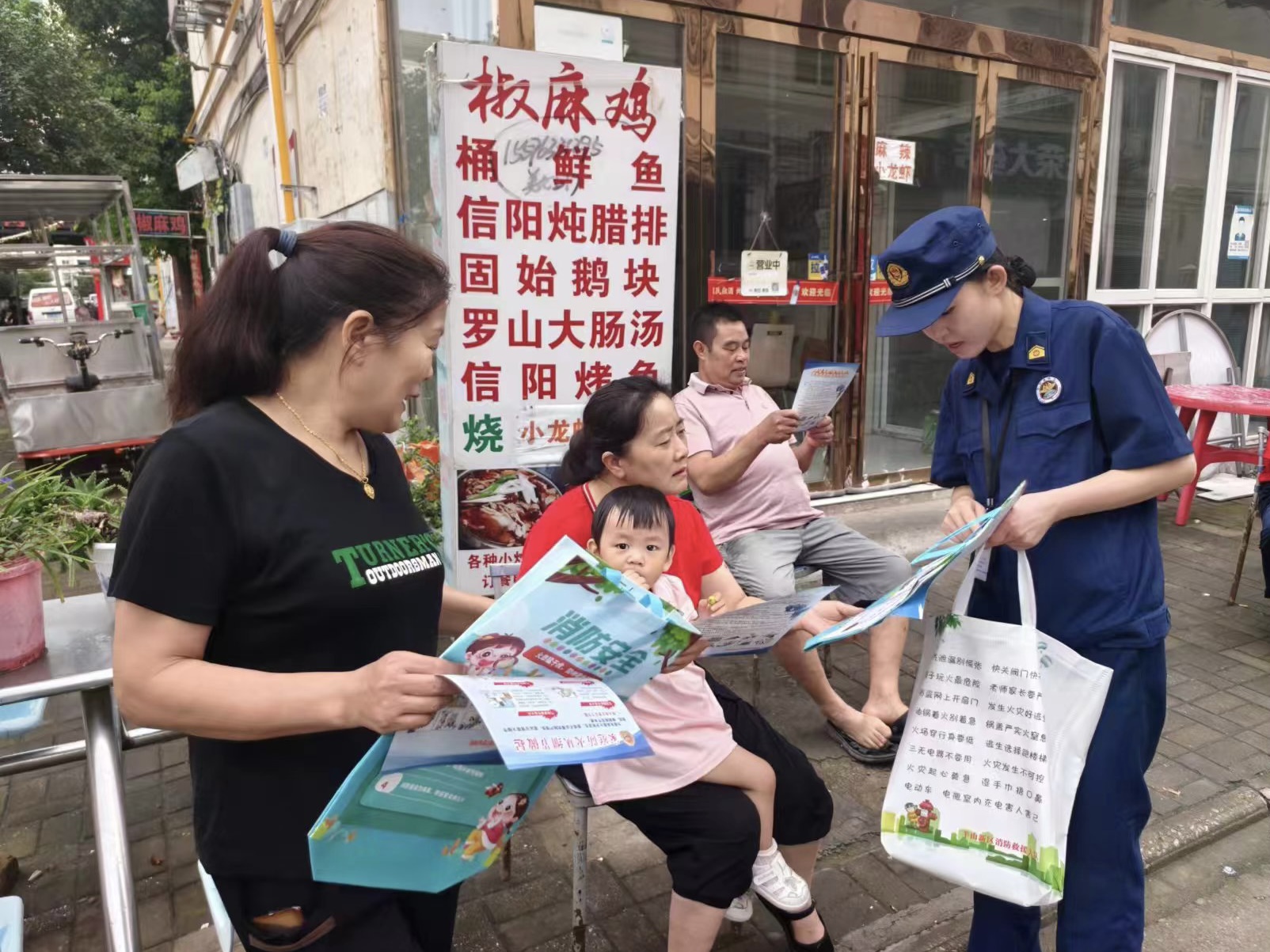 信阳市羊山新区消防救援大队：精准监督护航 优化营商环境