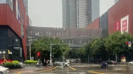 网传福州世欧广场、仓山万达被淹？谣言！