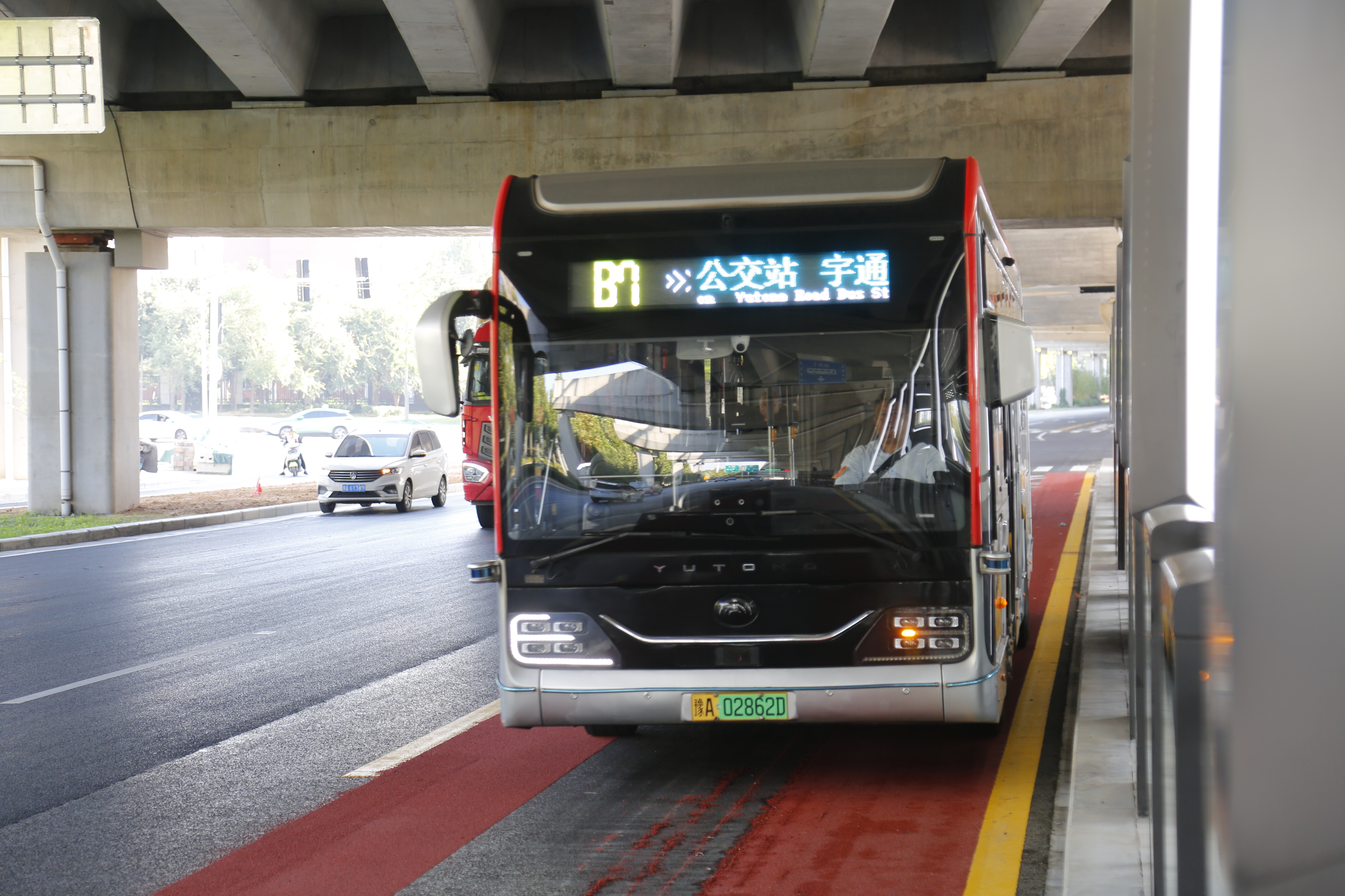 8月1日起郑州东三环brt系统运营时间延长 多条线路并入