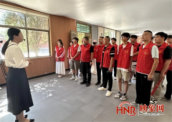 踏寻红色足迹 传承红色基因 共青团郸城县委组织返乡大学生开展红色教育活动