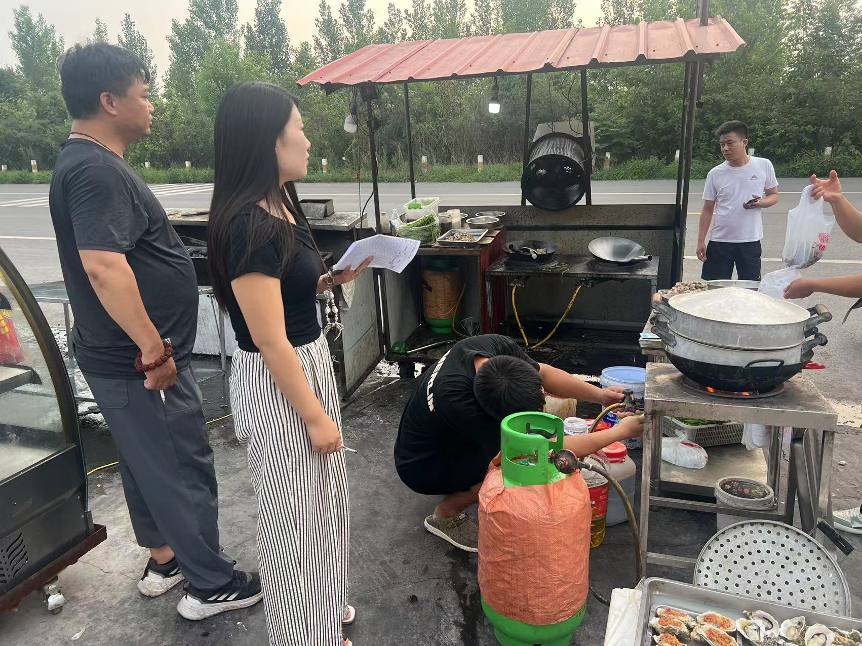 绷紧“安全弦” 严守“平安线”