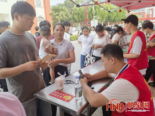 农行商丘睢县支行:金融服务进校园 全面护航开学季
