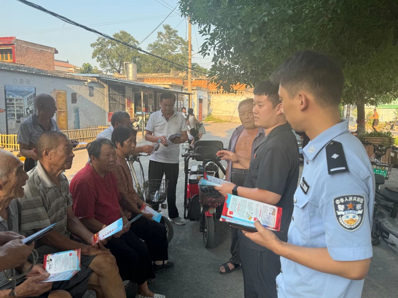 博爱许良法庭：举办“订立遗嘱提示”宣讲活动