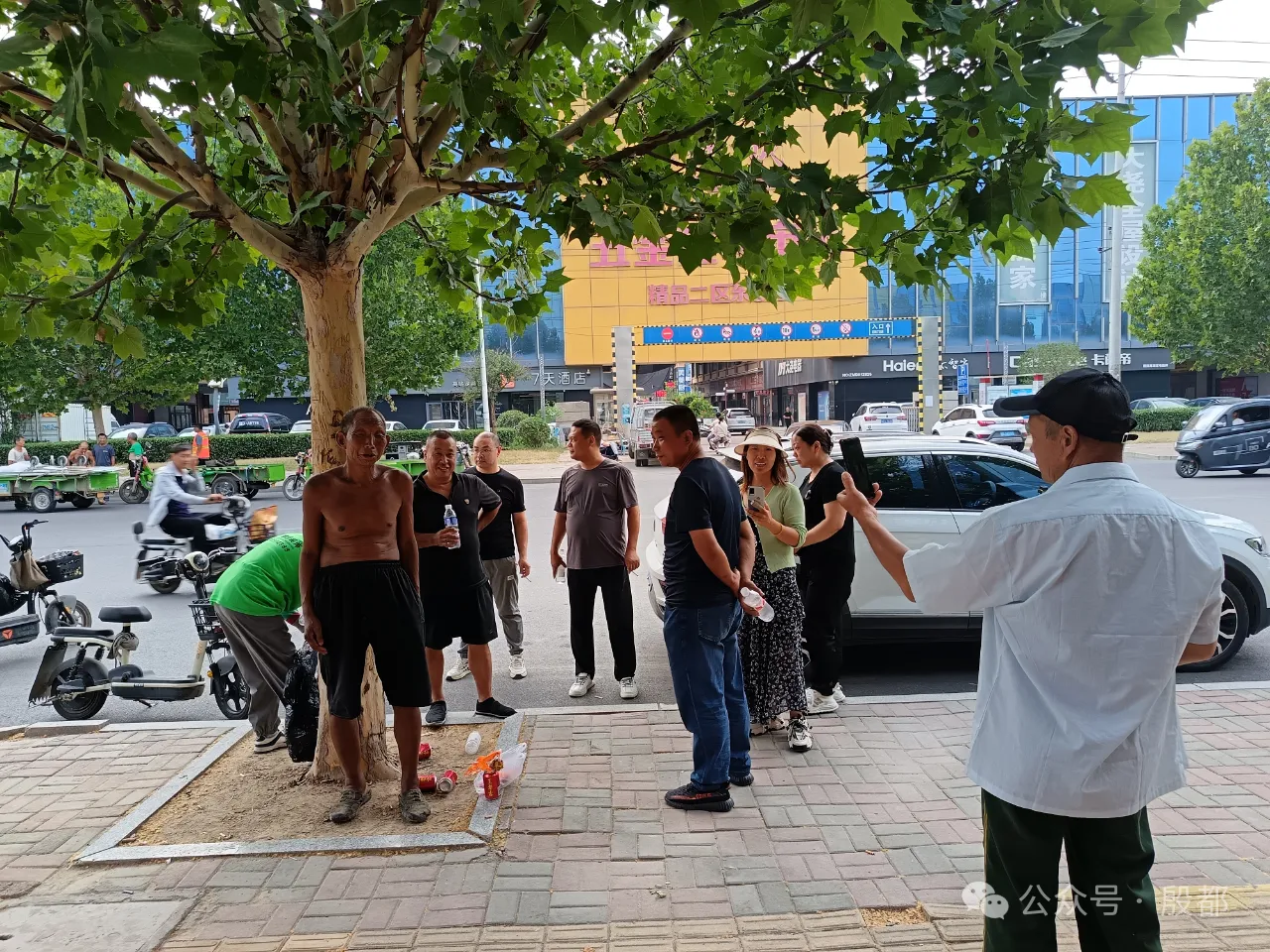 爱心，在走失的智障老人身边汇聚——安阳市殷都区伦掌镇寻找智障老人李书明纪实