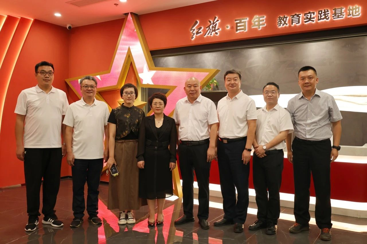 共建陜豫紅色文化新業態 大象融媒一行到訪紅旗出版社