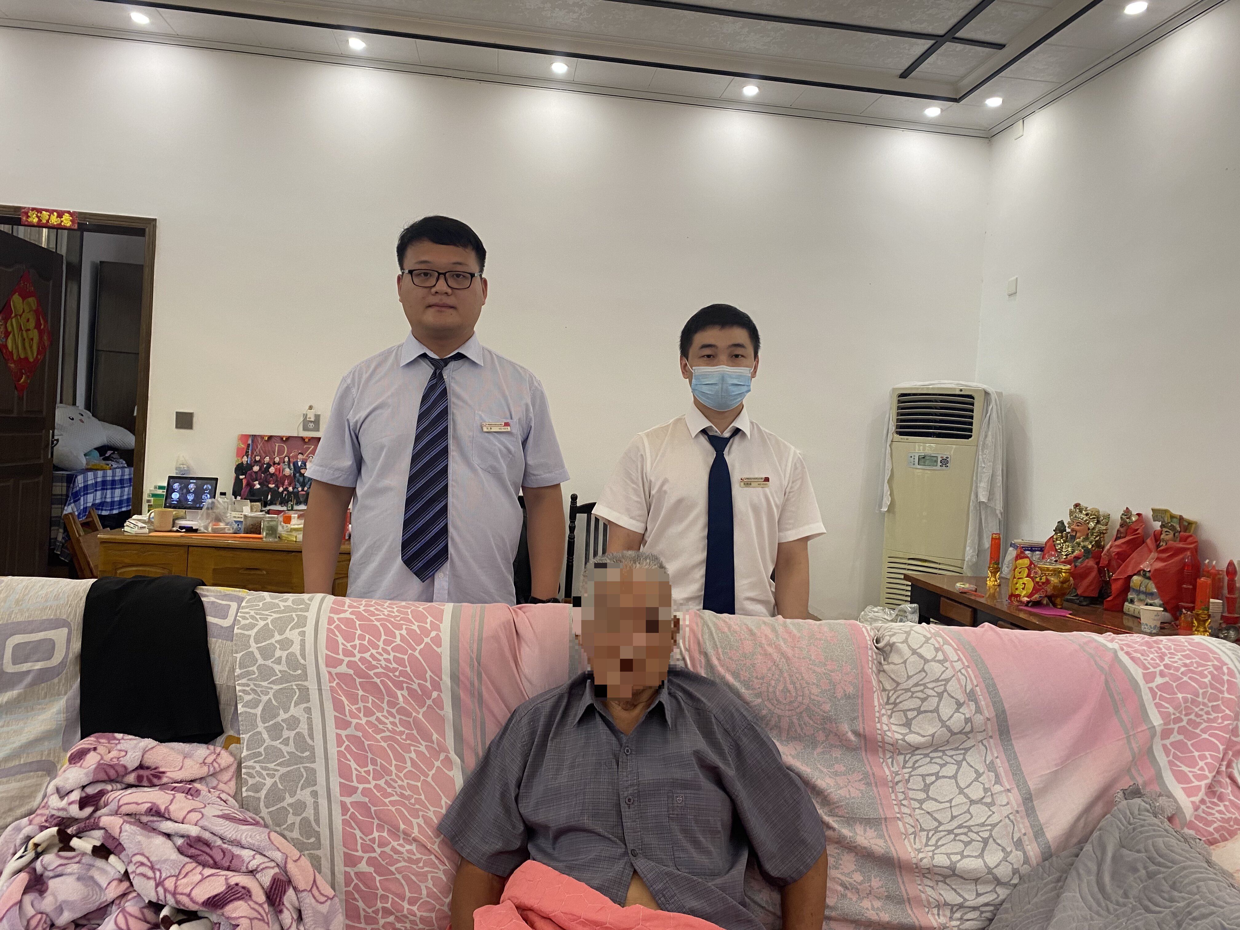 郸城联社吴台信用社：上门服务解民忧 优质服务获好评