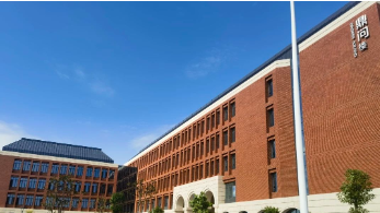 河南：又一高校新校区，迎新！