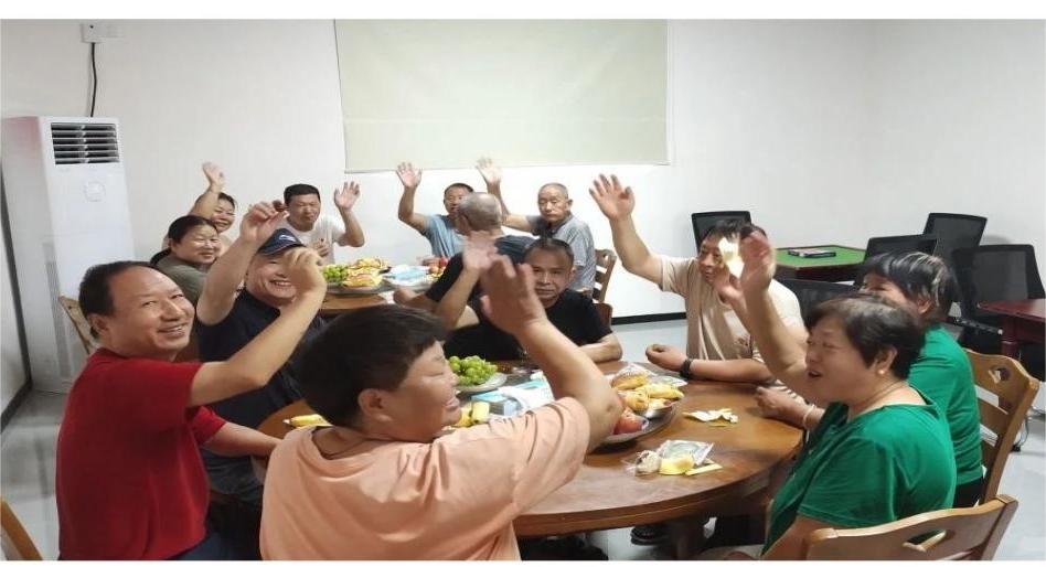 乐在银龄 欢聚中秋