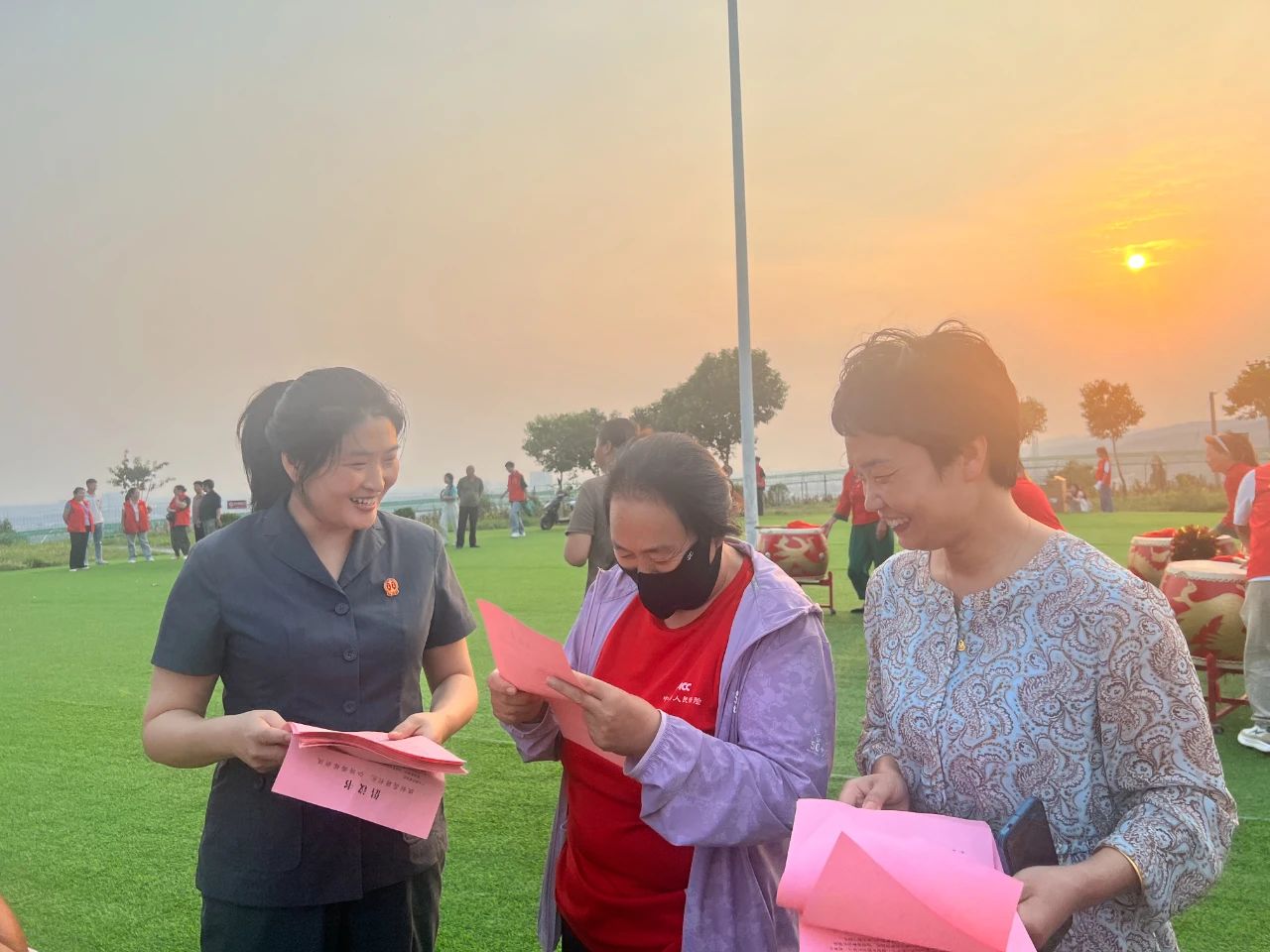 博爱法院开展“抵制高额彩礼 倡树文明新风”主题宣传活动