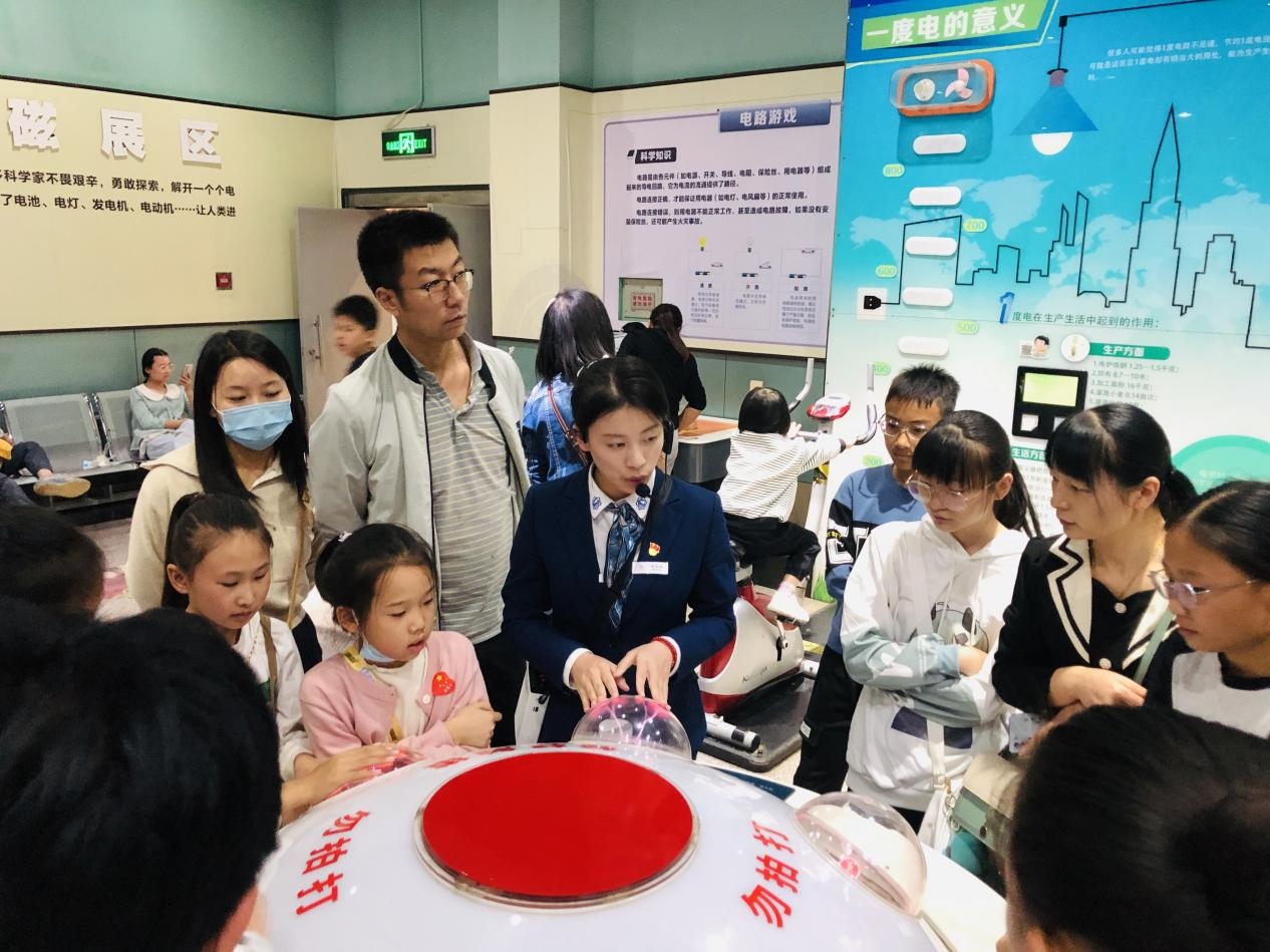 十一假期·科技馆奇遇|小朋友们的科普探索之旅