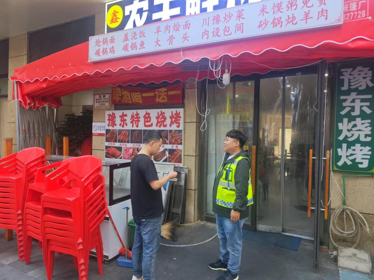 郑州市管城区十八里河街道：整治占道经营行为 化解城市管理“顽疾”