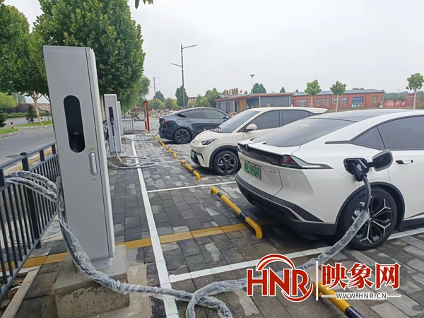 林州市陵阳镇施家岗村：为绿色出行充电续航