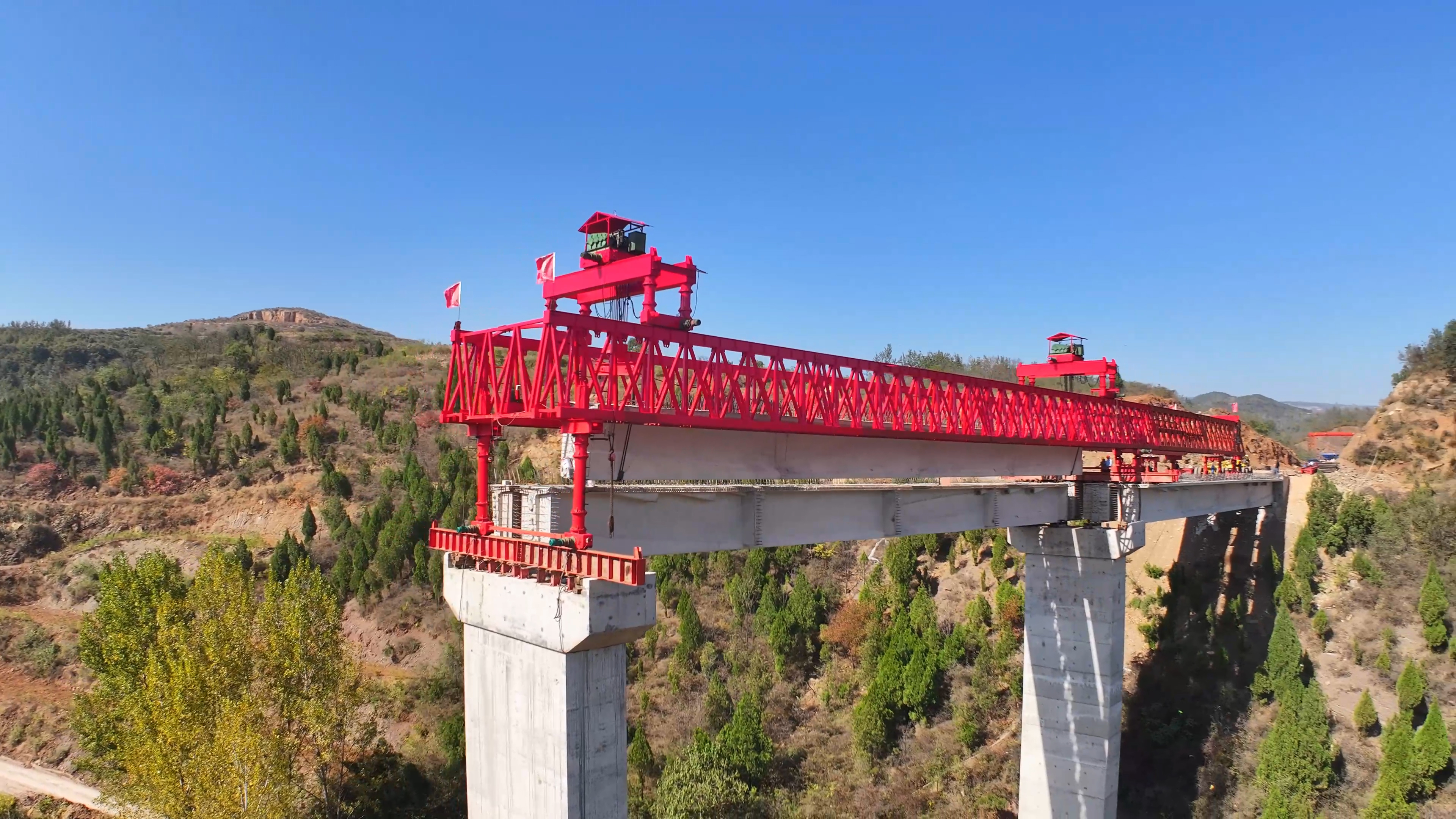 洛阳市S312沿黄线新安段工程加速推进 预计今年年底贯通