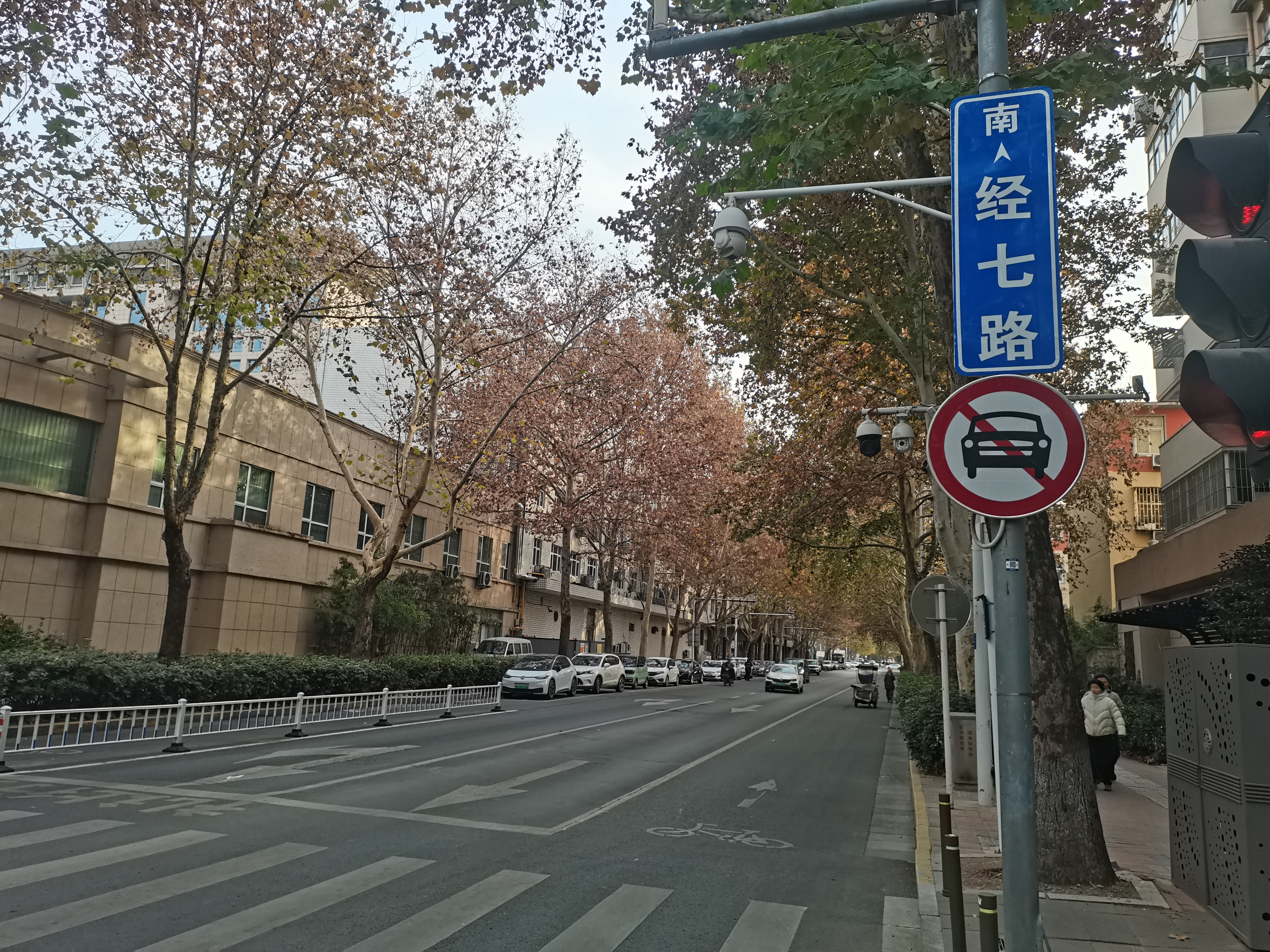 郑州5条道路改为单行道你怎么看？  交警请你提供意见！