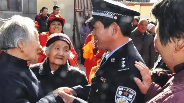 坚持和发展新时代“枫桥经验” 不断提高基层治理能力和水平