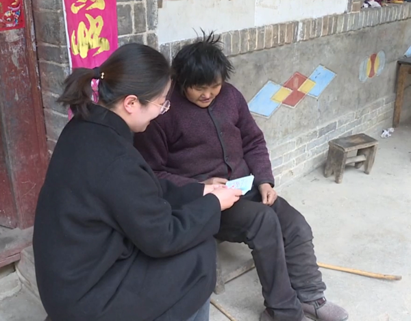 三门峡卢氏县：上门送证解民忧  贴心服务暖民心