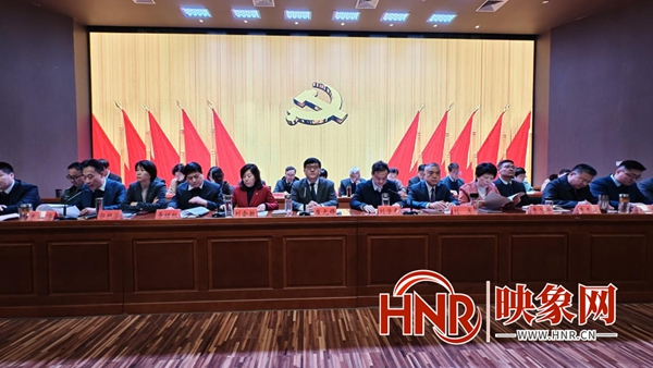 敢拼 敢抢 安阳市文峰区强抓现代服务业