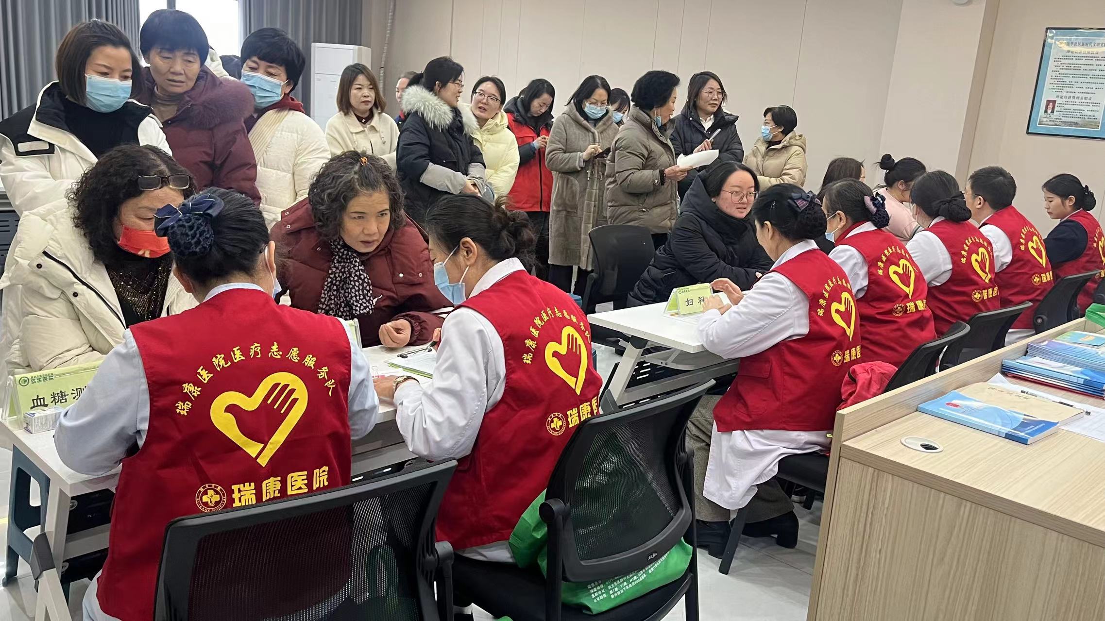 巩义市科协开展科普进社区活动走进锦华社区