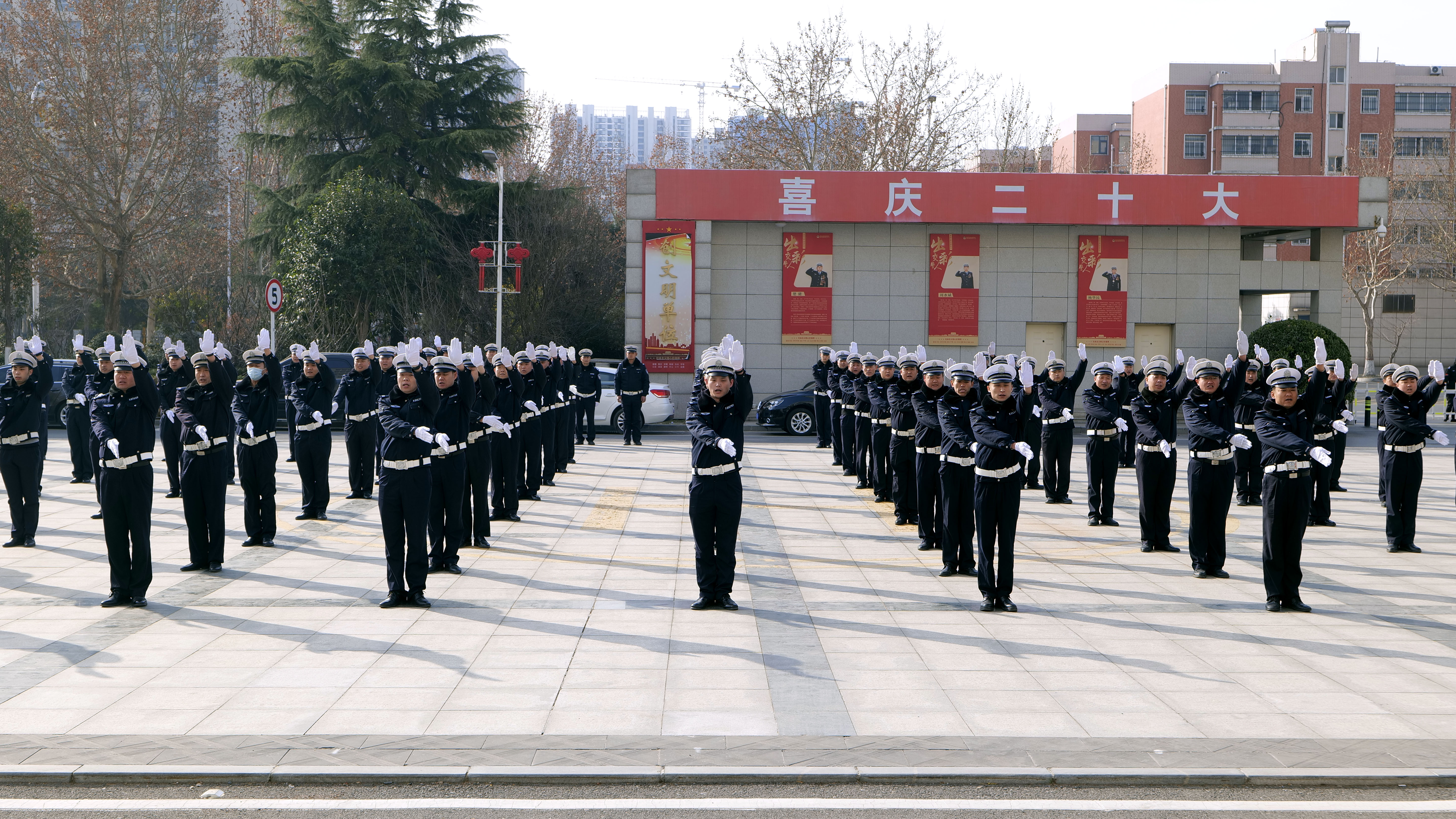 郑州公安交管部门开展春季岗位大练兵活动
