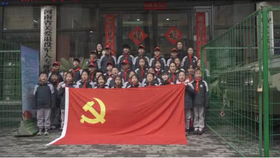 到河南省军创企业管理服务中心学雷锋