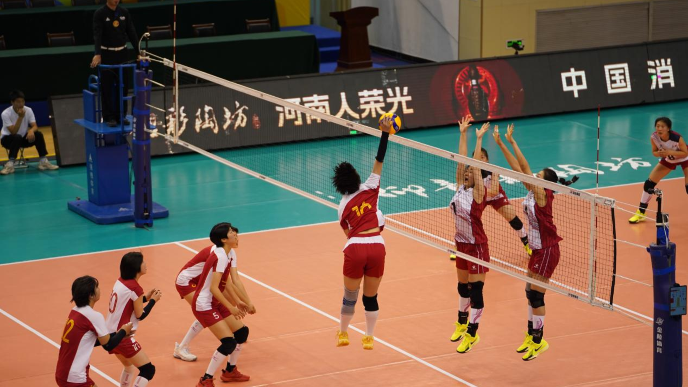 全运会资格赛丨U18女排C组、D组河南漯河开赛