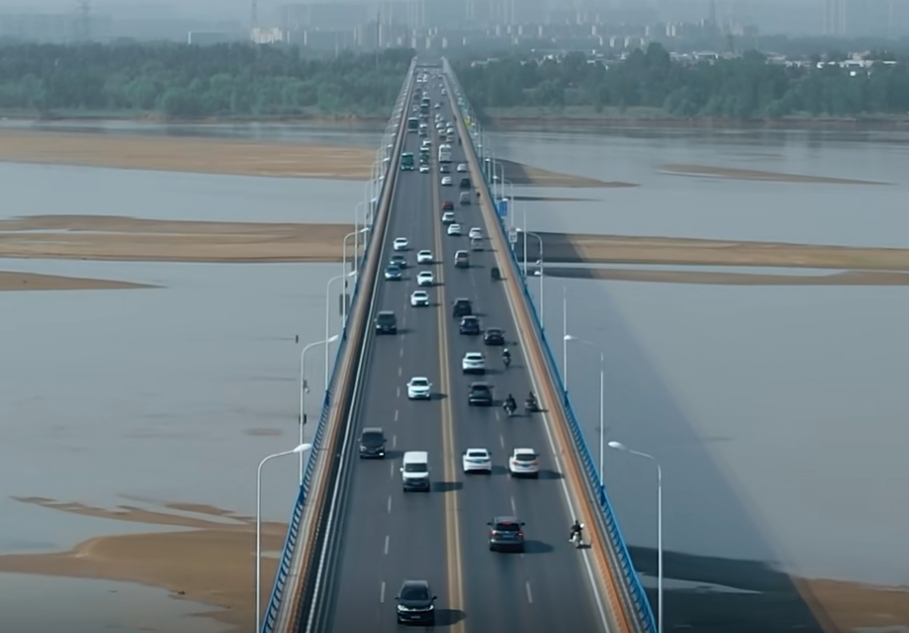 提醒！郑州黄河公路大桥（老黄河桥）桥面施工